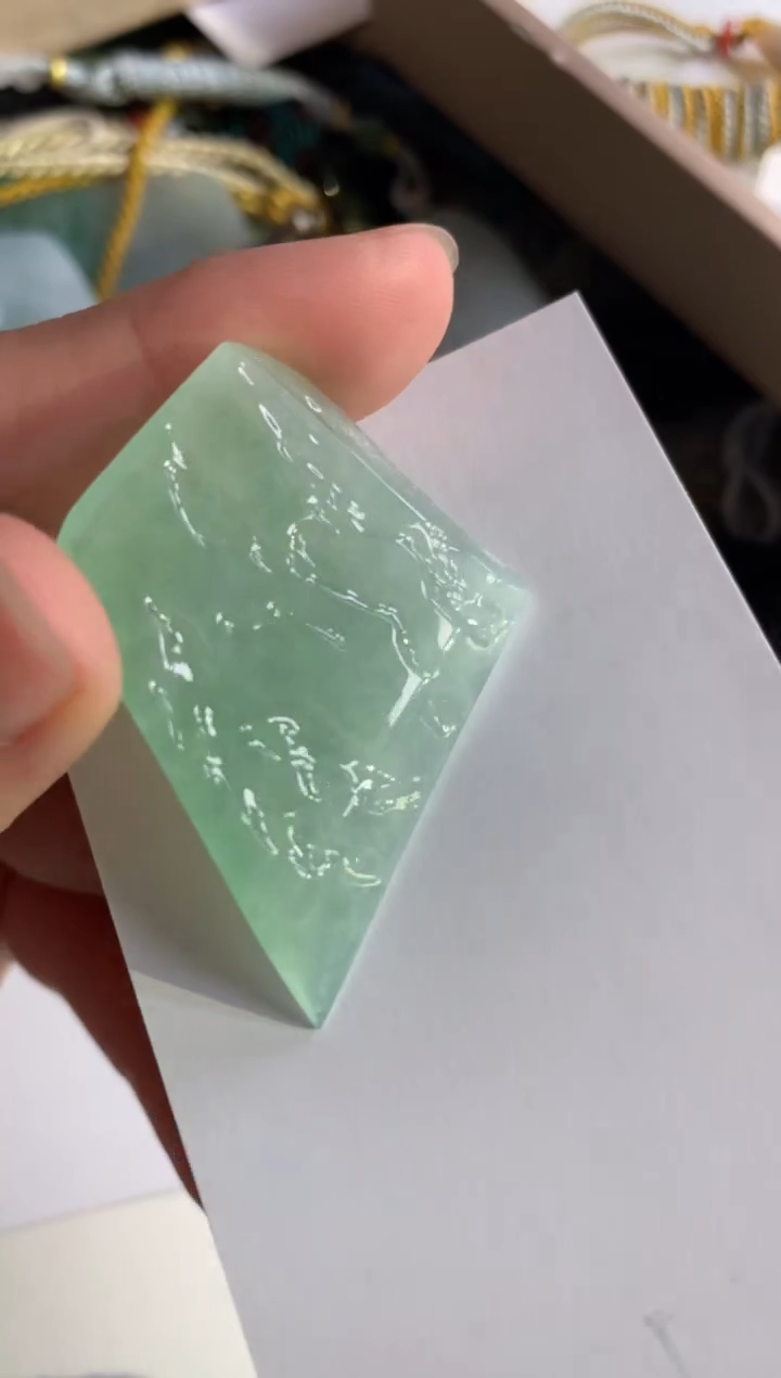 【闪购商品】翡翠颈饰未镶嵌吊坠