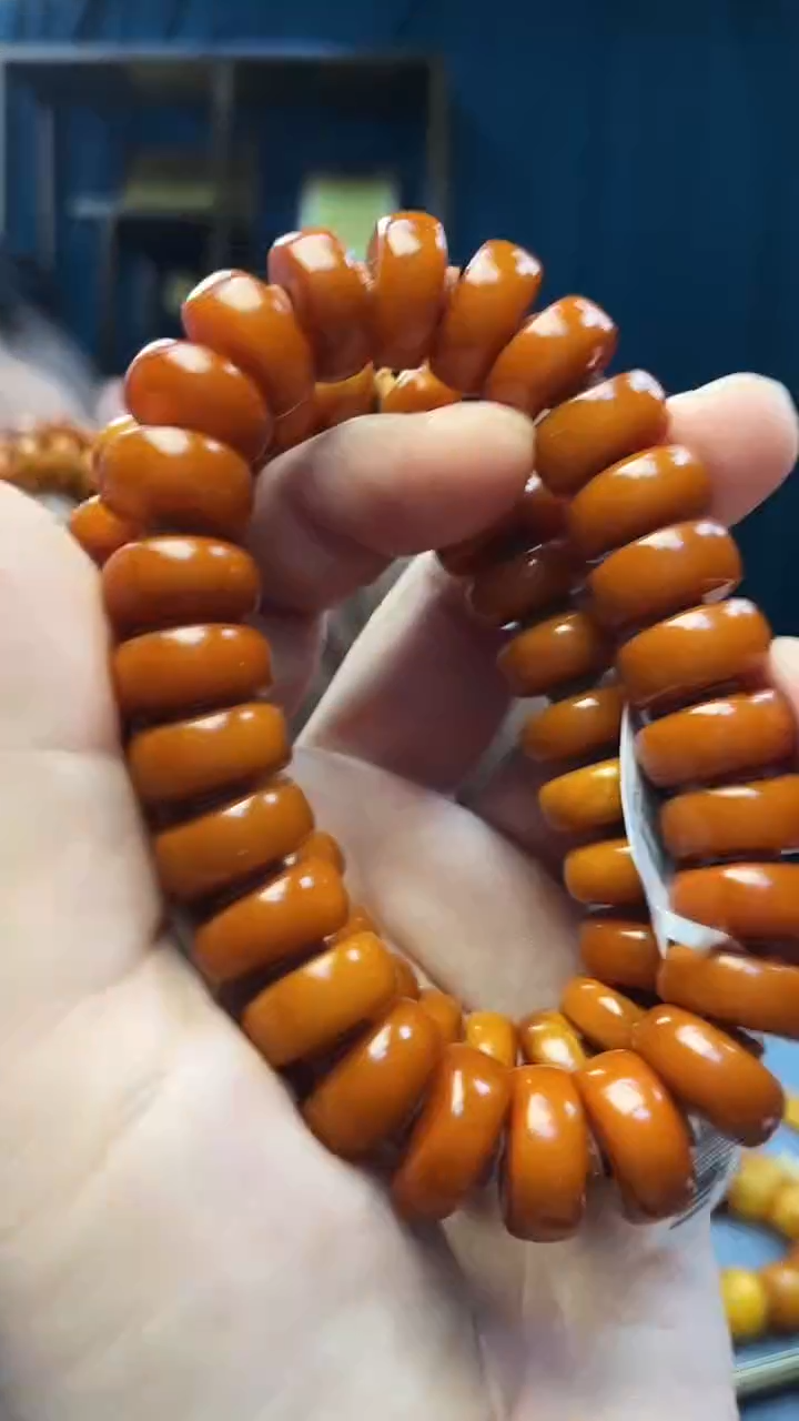 手串琥珀未镶嵌蜜蜡老型手串（多样性发其一）