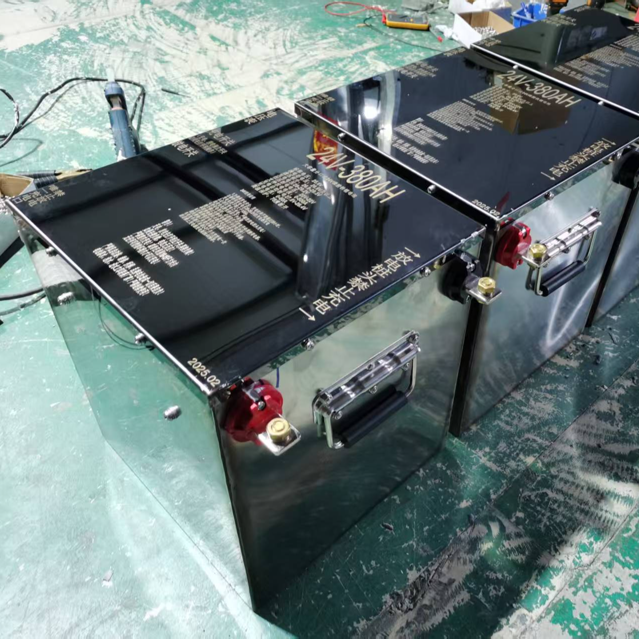 12V24V大容量磷酸铁锂锂电池足容户外电源大功率逆变器船用电瓶