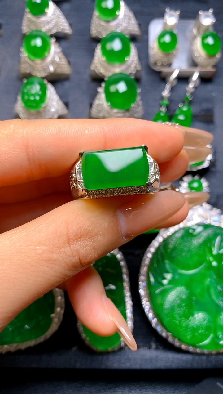 【闪购商品】翡翠戒指未镶嵌马鞍戒