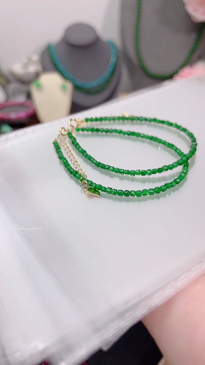 银S925镶嵌手链石榴石（沙弗莱）绿方49