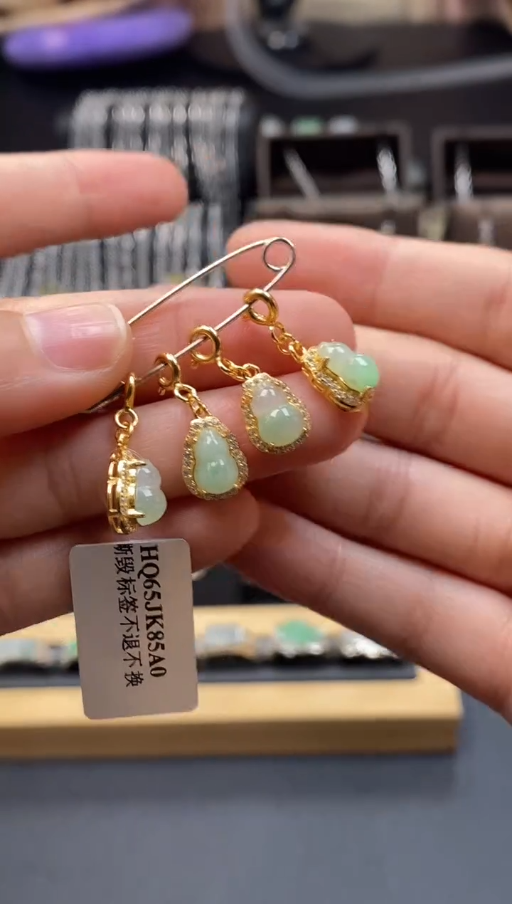 颈饰银S925镶嵌翡翠17595多样性发一