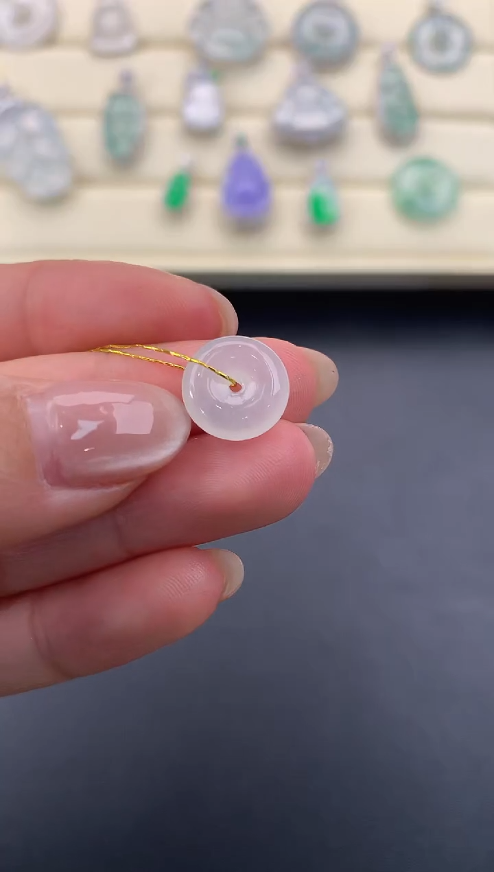 【闪购商品】翡翠颈饰未镶嵌X448     