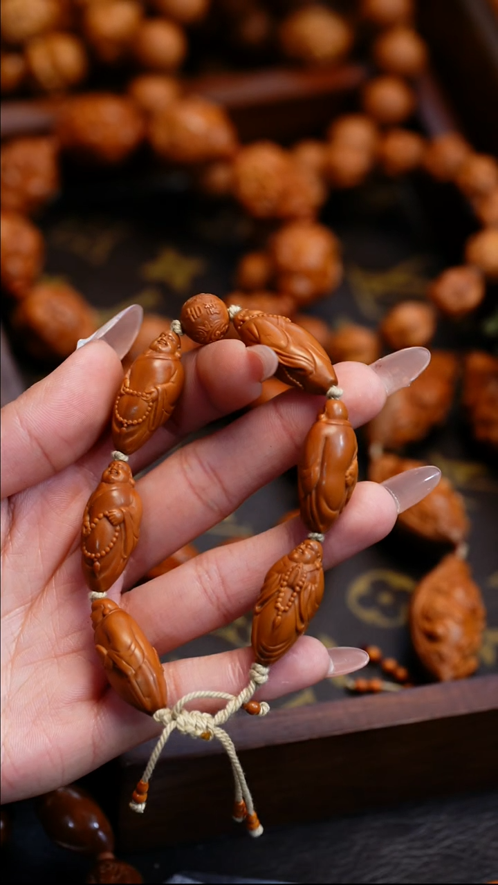 【闪购商品】橄榄核吊坠苏工橄榄核