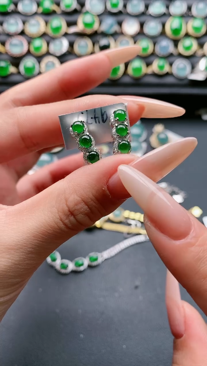 【闪购商品】翡翠戒指银S925镶嵌11111