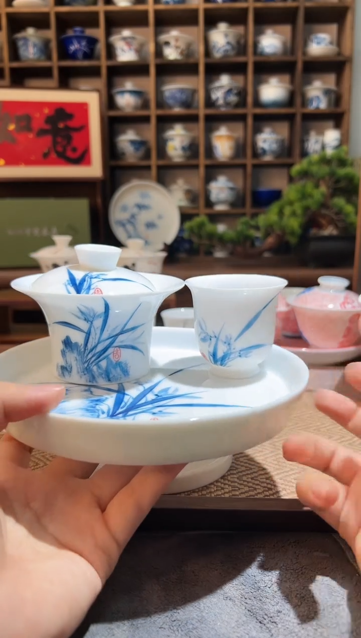 【闪购商品】手绘兰花马蹄盖碗+壶承+主人杯