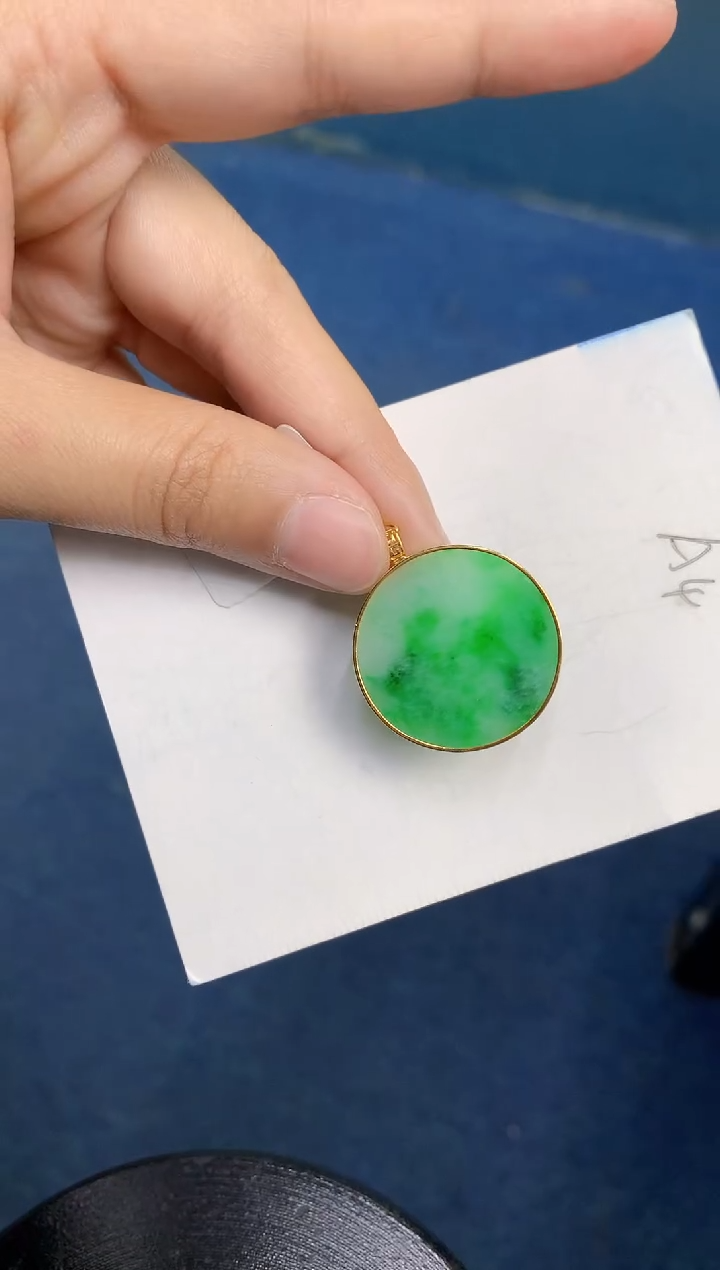 【闪购商品】翡翠颈饰18K金镶嵌000000000