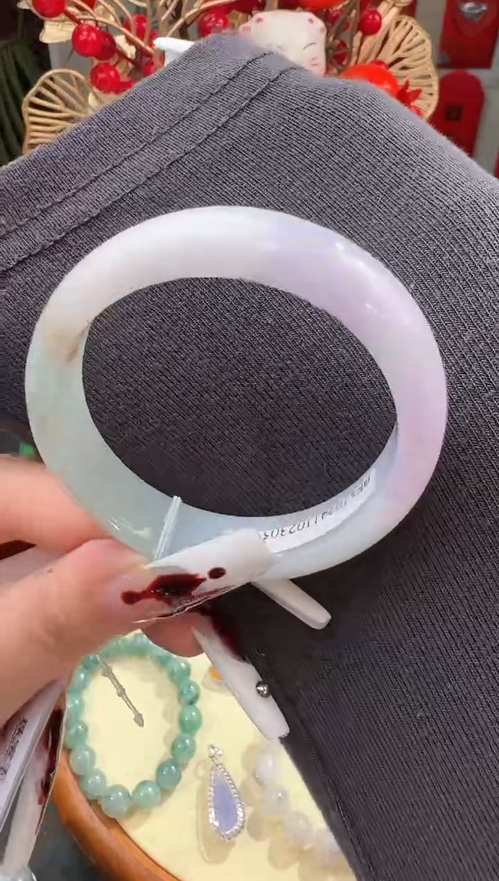 【闪购商品】翡翠手镯未镶嵌手镯