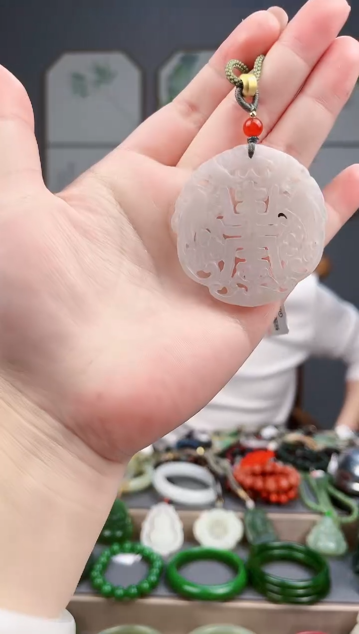 【闪购商品】和田玉颈饰未镶嵌AA多样性发货 拍一发一