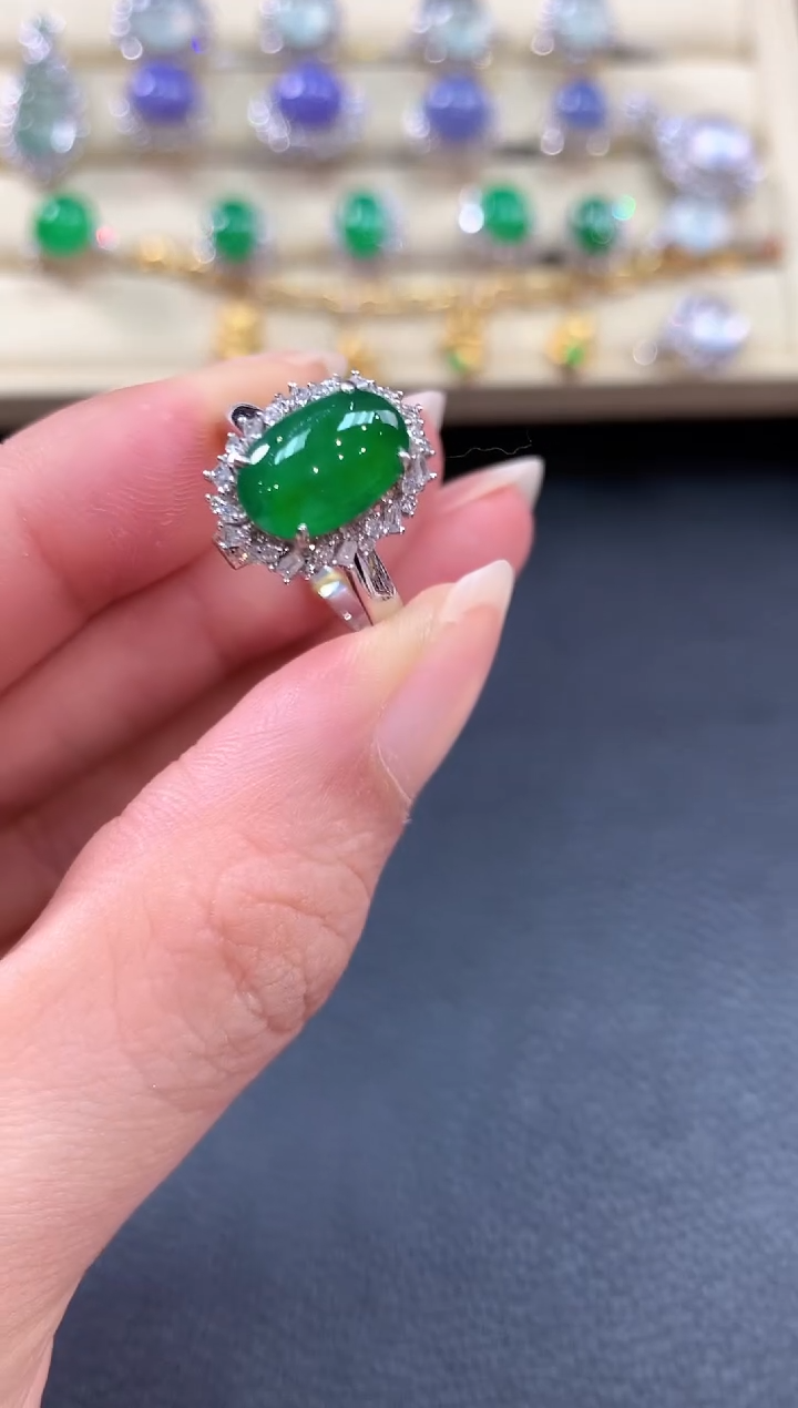 【闪购商品】翡翠戒指18K金镶嵌b127       