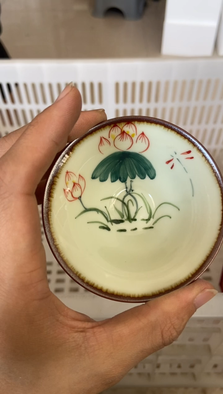 杯无运费险有瑕疵的摄影的产品有使用过的痕迹有点脏介意勿拍杯