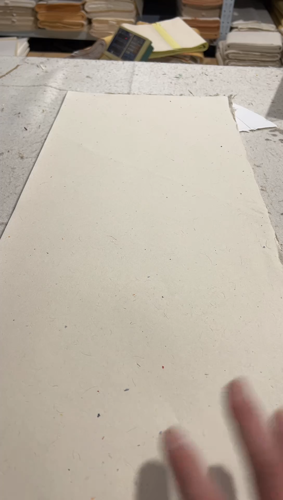 5  手工仿古生宣檀麻纸30×80  50张