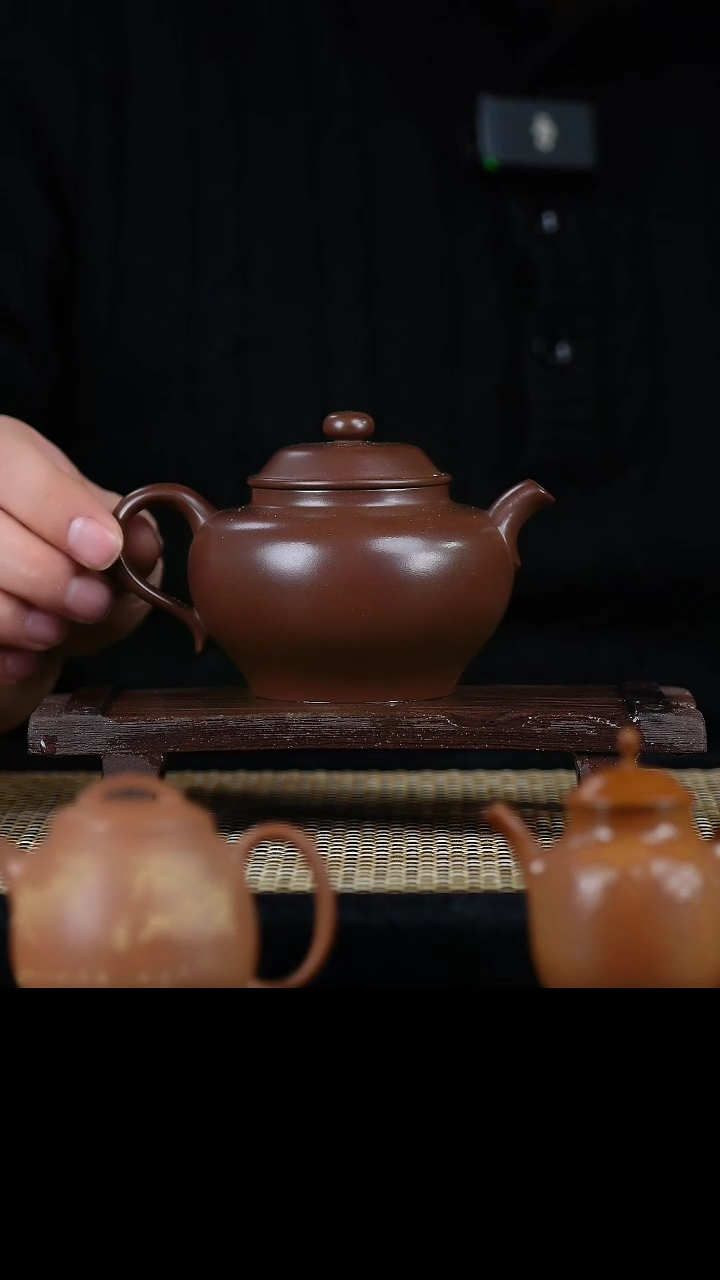 【闪购商品】手工原矿某革紫泥圈钮 220cc