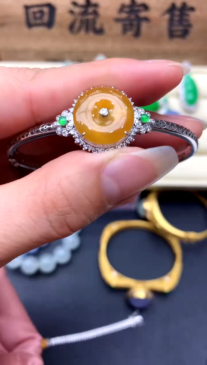 【闪购商品】翡翠手镯18K金镶嵌536-中国好珍宝