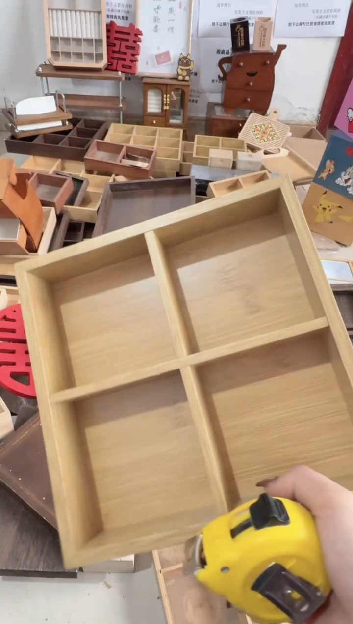 原木色四宫格微瑕拍下不退不换无售后