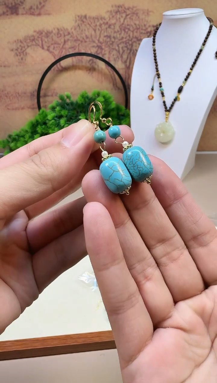 14K金镶嵌耳钉玛瑙/玉髓E39 