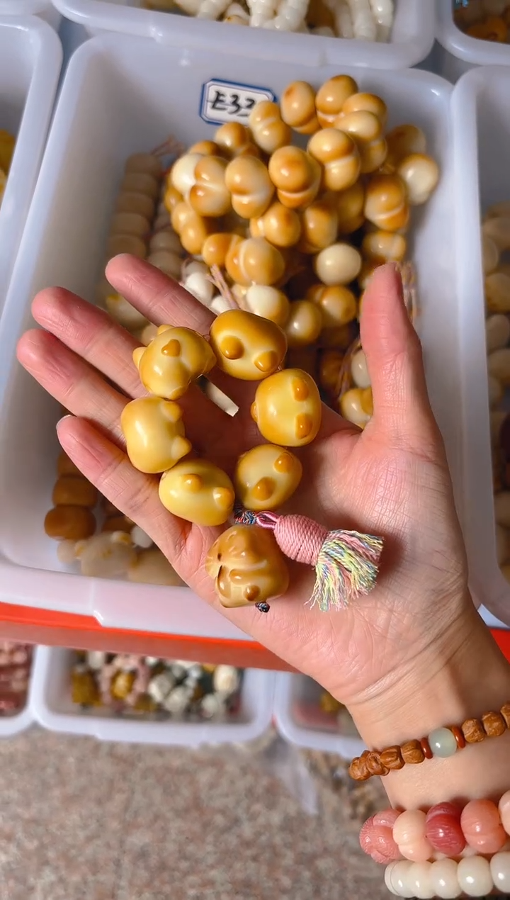 吊坠菩提根/象牙果柯基屁屁手捻 小仓鼠