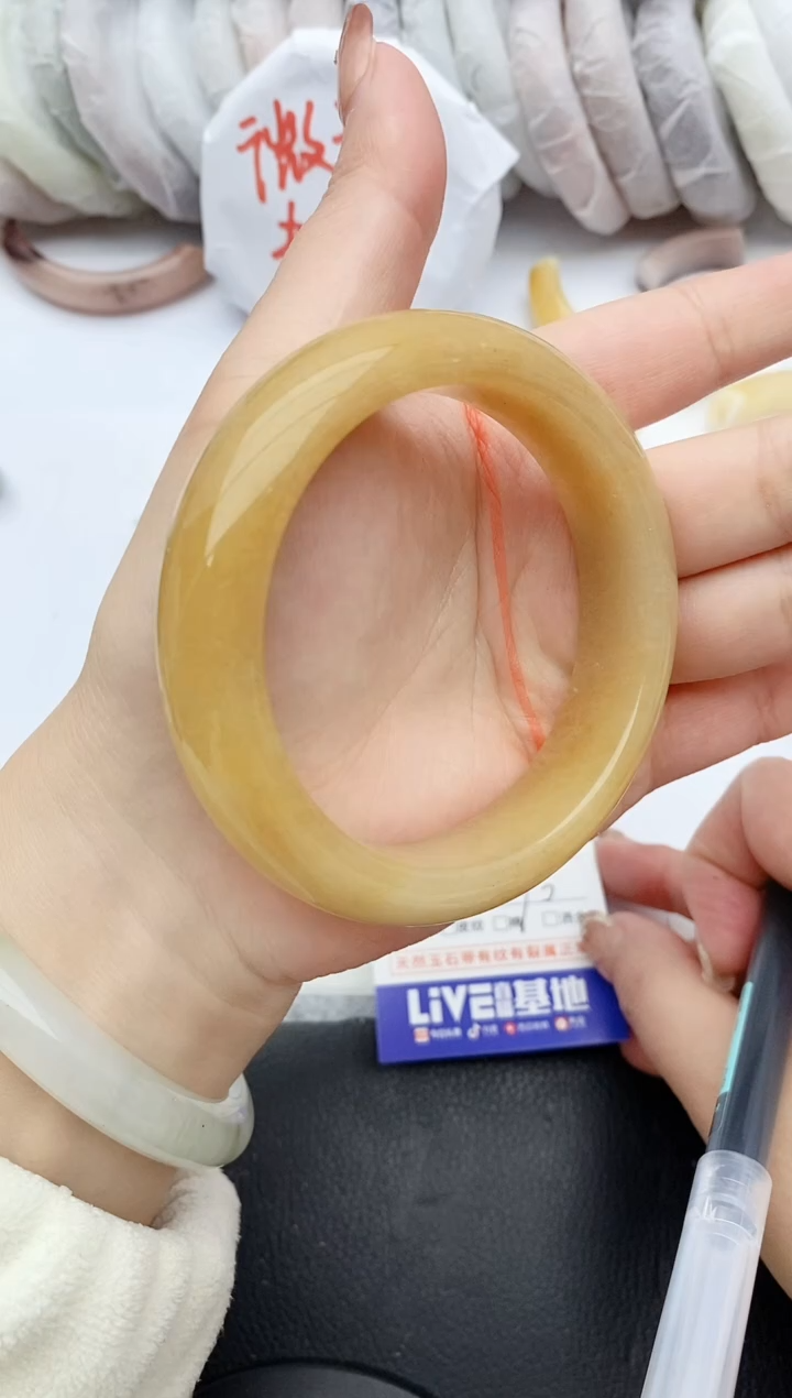 【闪购商品】石英质玉手镯未镶嵌313+60/61