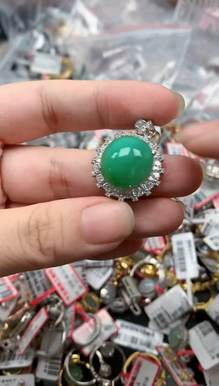 翡翠戒指银S925镶嵌天然A货缅甸翡翠