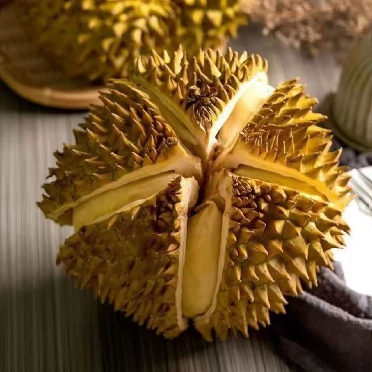 【AA果百万补贴】泰国金枕榴莲新鲜带皮软糯香甜果型不好看出肉率高