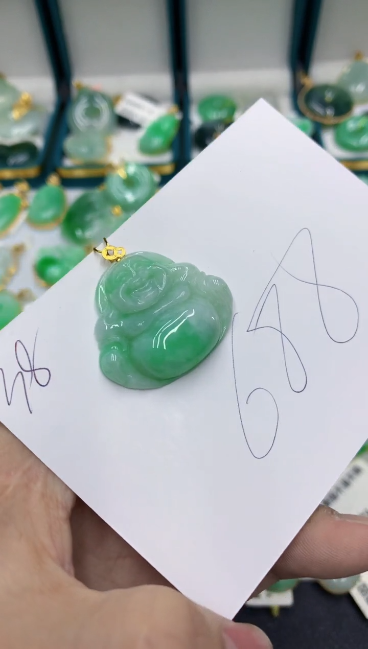 【闪购商品】翡翠颈饰18K金镶嵌号链接