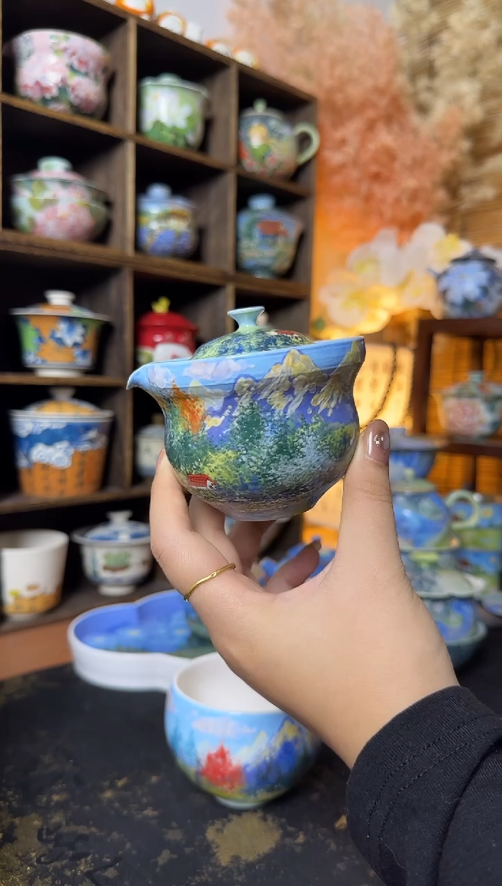 石一日照金山手抓壶