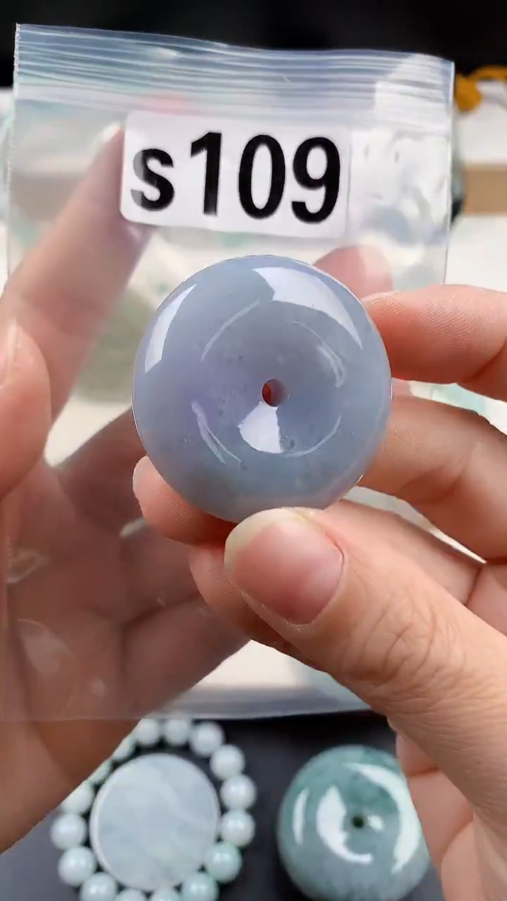 颈饰未镶嵌翡翠天然翡翠吊坠挂件