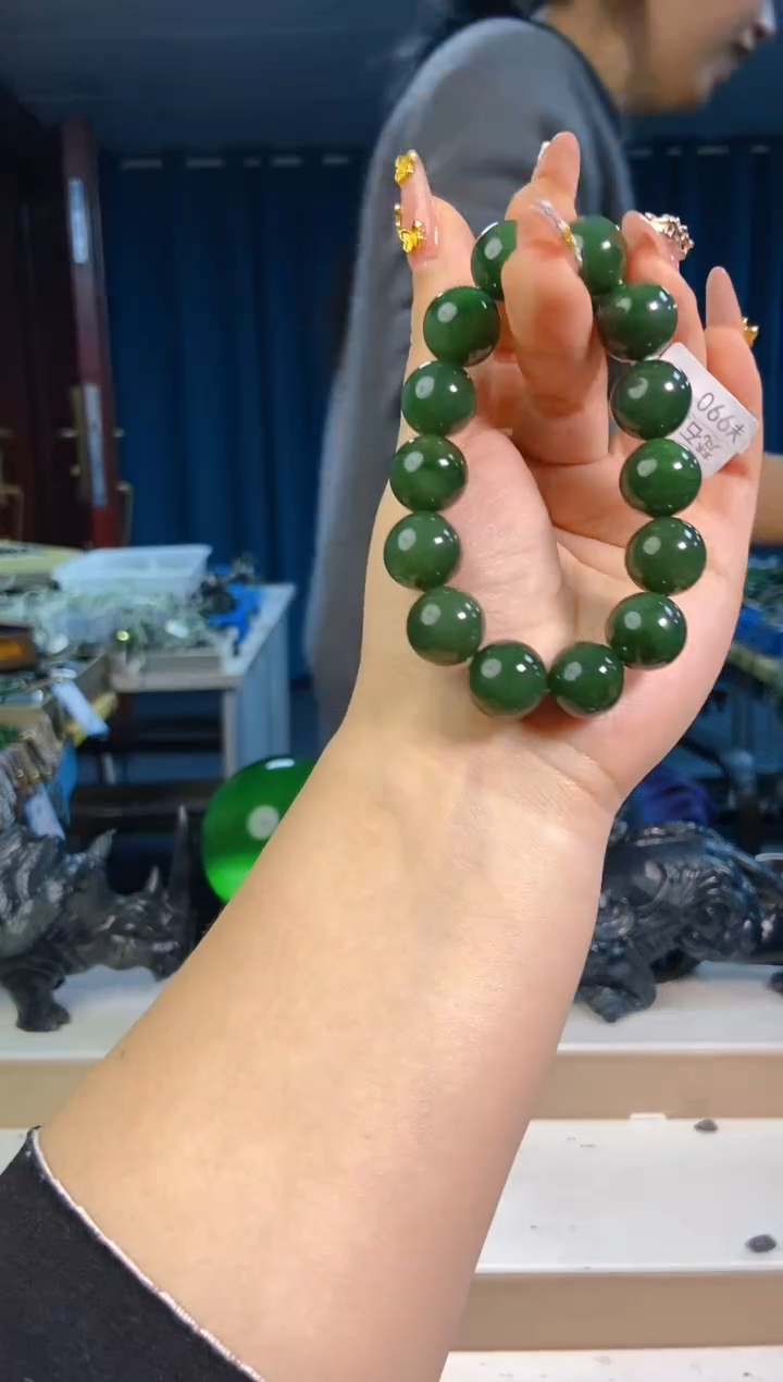 【闪购商品】和田玉挂件未镶嵌1