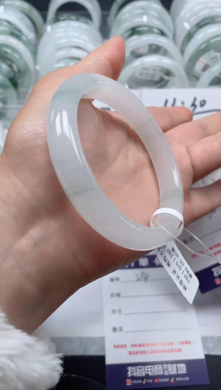 【闪购商品】石英质玉手镯未镶嵌207号/手镯/多人