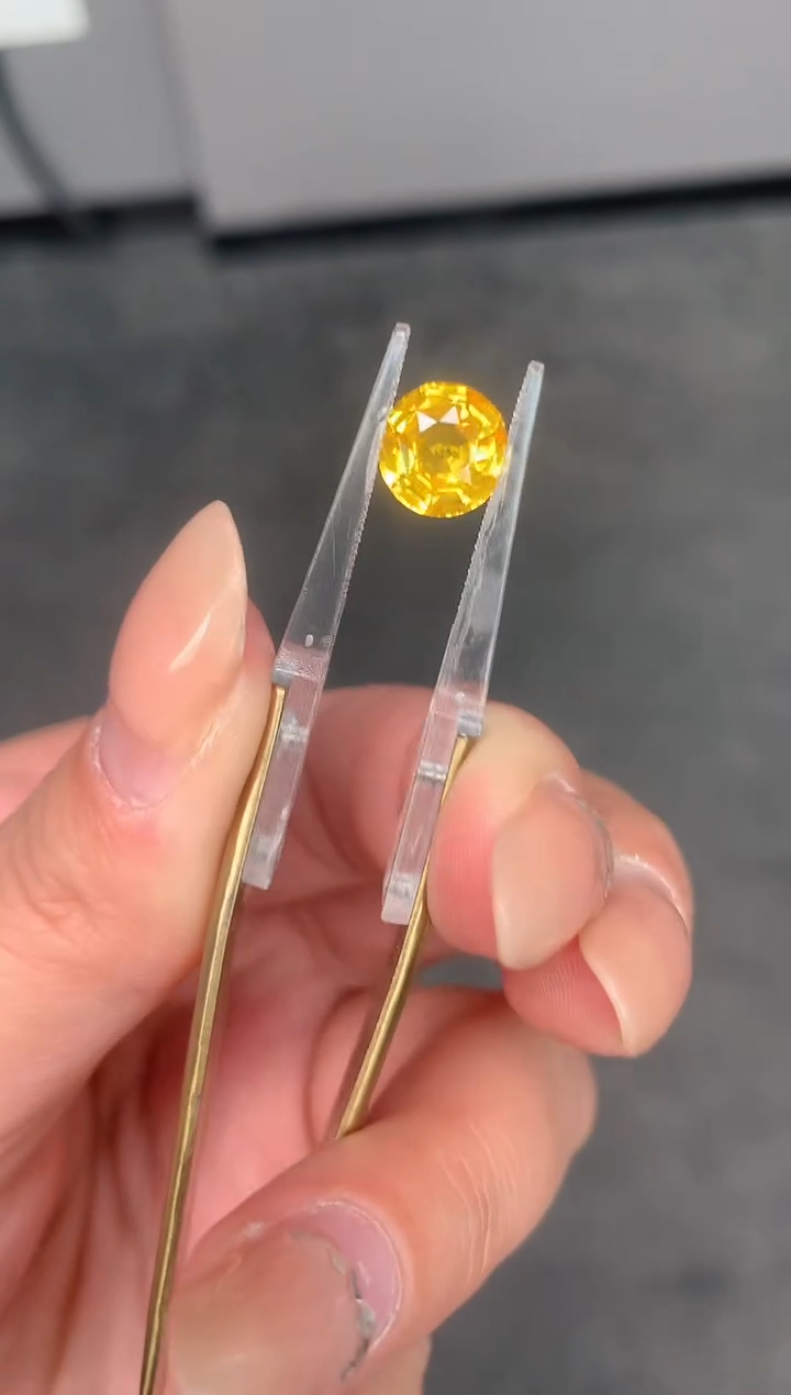 【闪购商品】彩色蓝宝石裸石未镶嵌3ct黄蓝宝