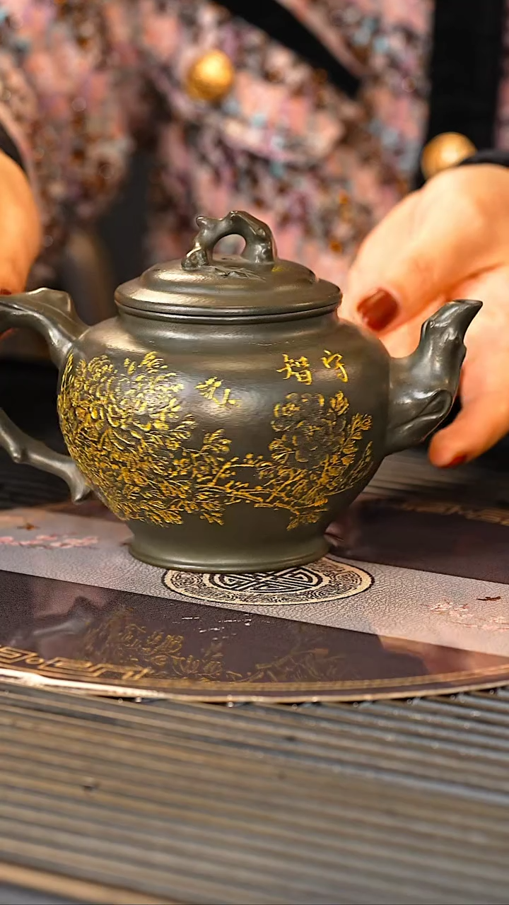 【闪购商品】紫砂茶壶SSH 天青 寿桃 360cc