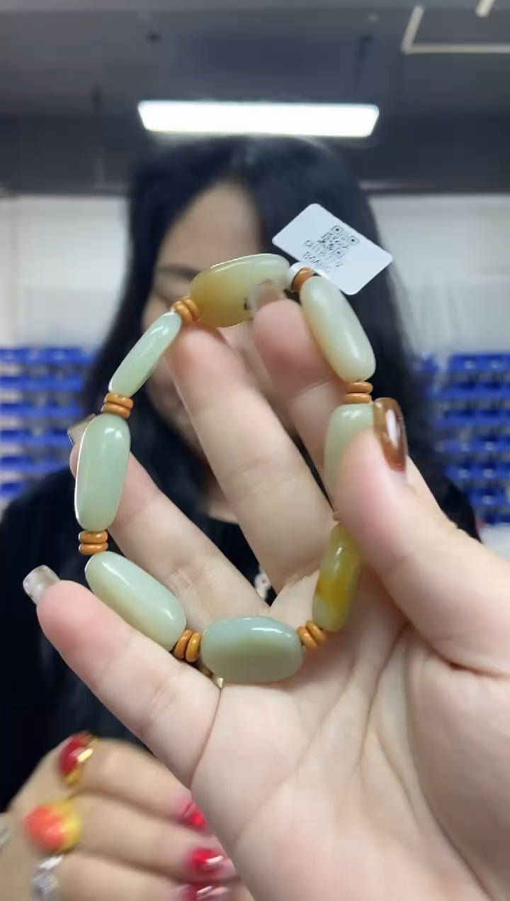 【闪购商品】和田玉手串未镶嵌多样性发其一颜色微差