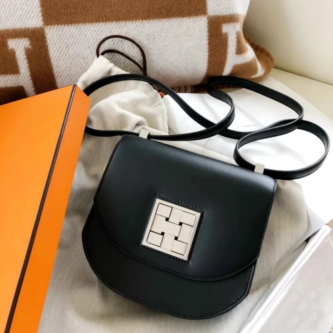 99新 Hermes/爱马仕 小花Jerry P215053846 马赛克 小号Box皮 D刻