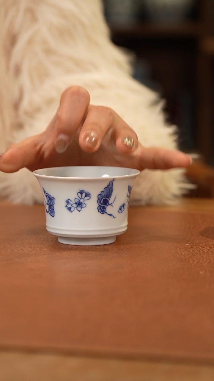 【闪购商品】杯古月蝶恋花马蹄杯