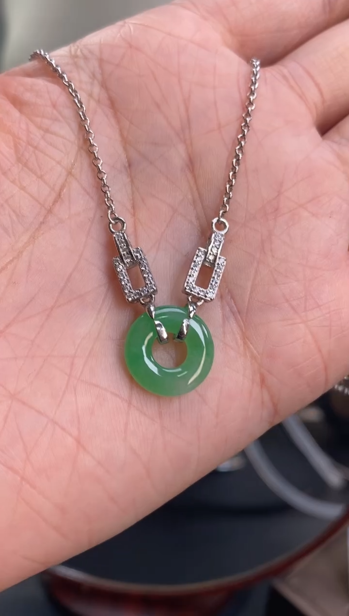 颈饰银S925镶嵌翡翠净货17882