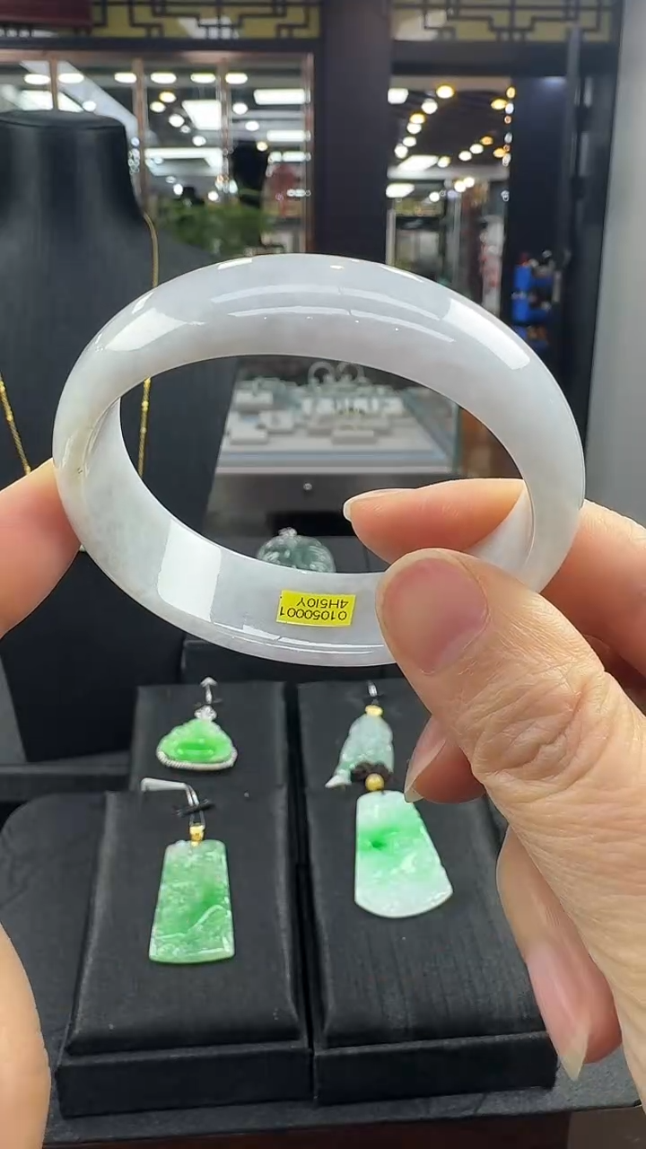 未镶嵌手镯翡翠手镯有纹