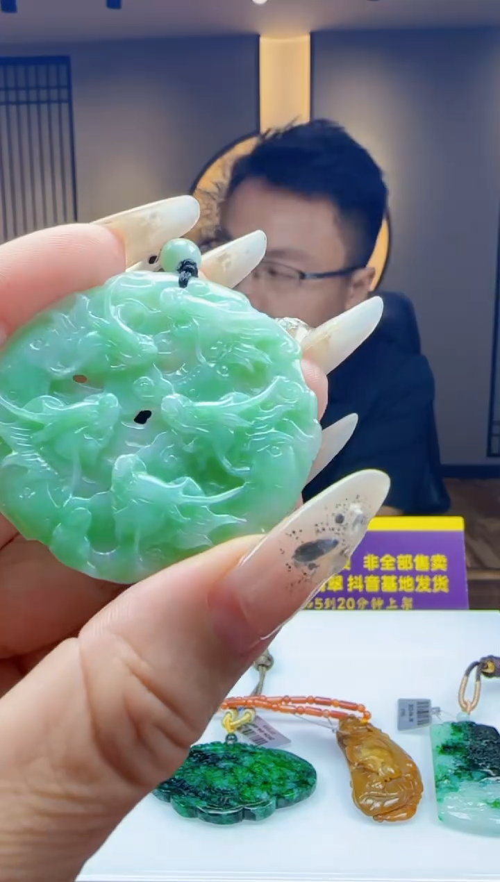 未镶嵌定制翡翠Q68021翡翠多样性发一