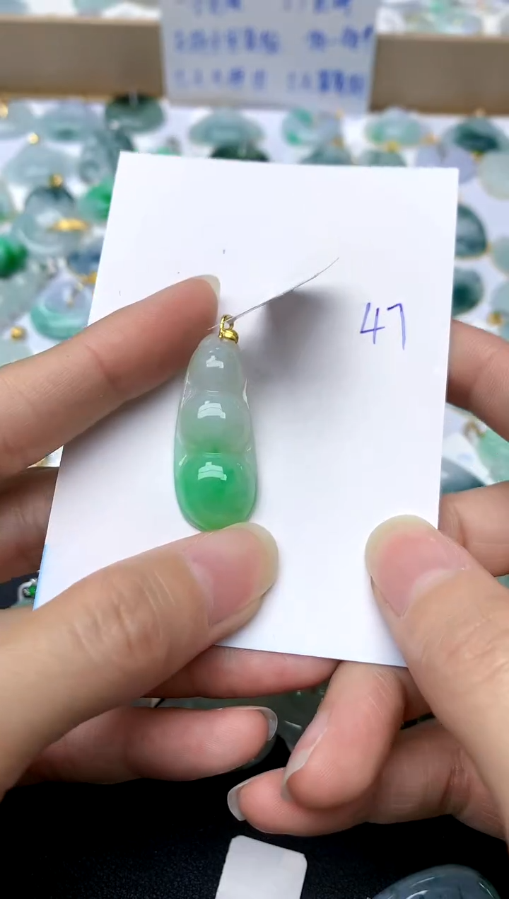 【闪购商品】翡翠颈饰18K金镶嵌47天然A货翡翠