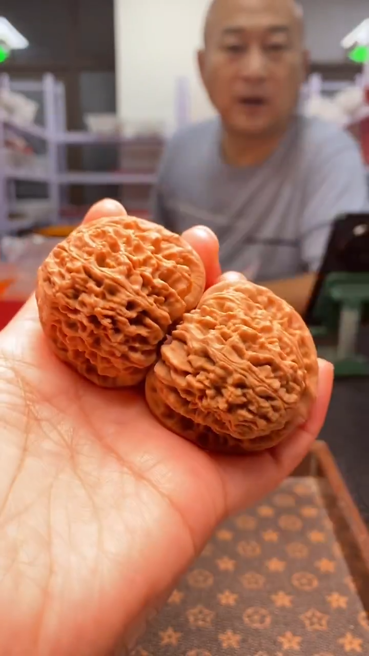 吊坠文玩核桃南疆石