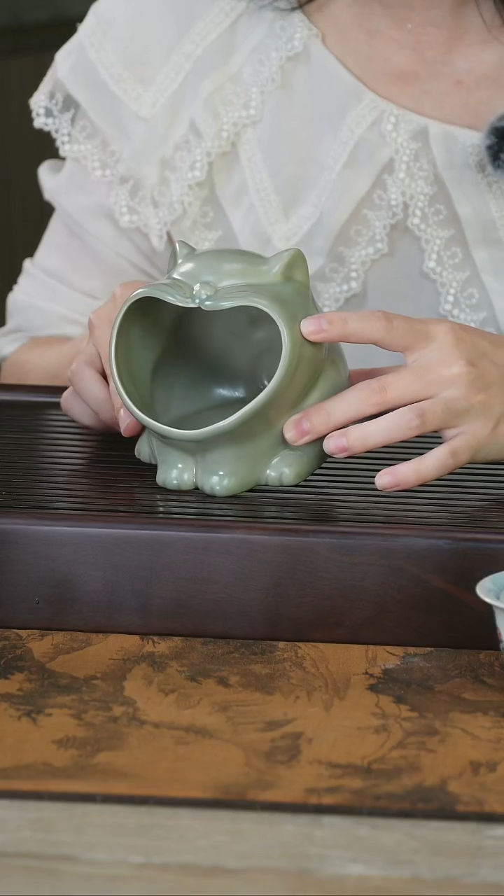 望瓯陶溪川 礼盒青瓷豆青色哈哈猫摆件 专属链接