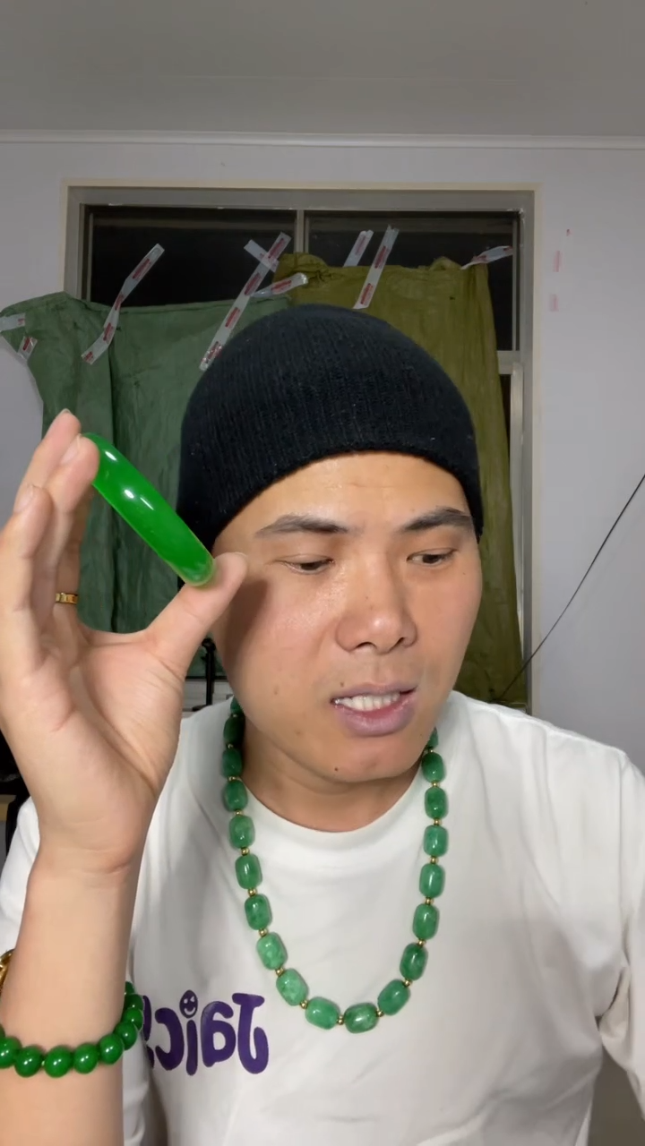 翡翠手镯未镶嵌【小伍珠宝】缅料满绿高端手镯