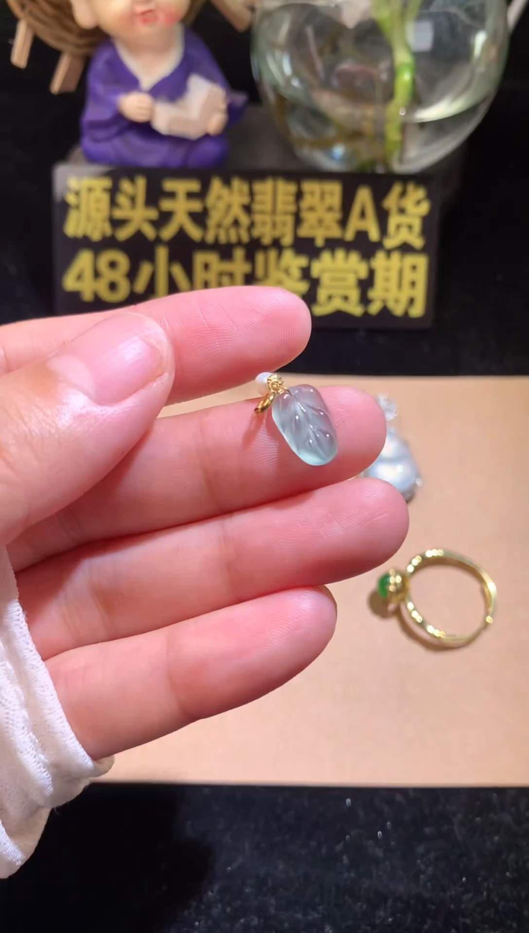翡翠18K金镶嵌颈饰工厂一手货源翡翠