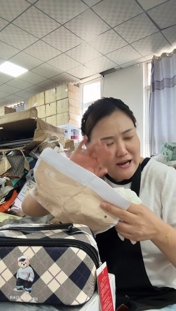 牦牛剖层皮革琪老板女包6号店超好看发图片款XL冰丝内裤