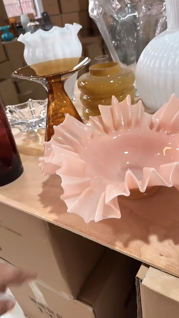 【闪购商品】玻璃粉色折纸果盘