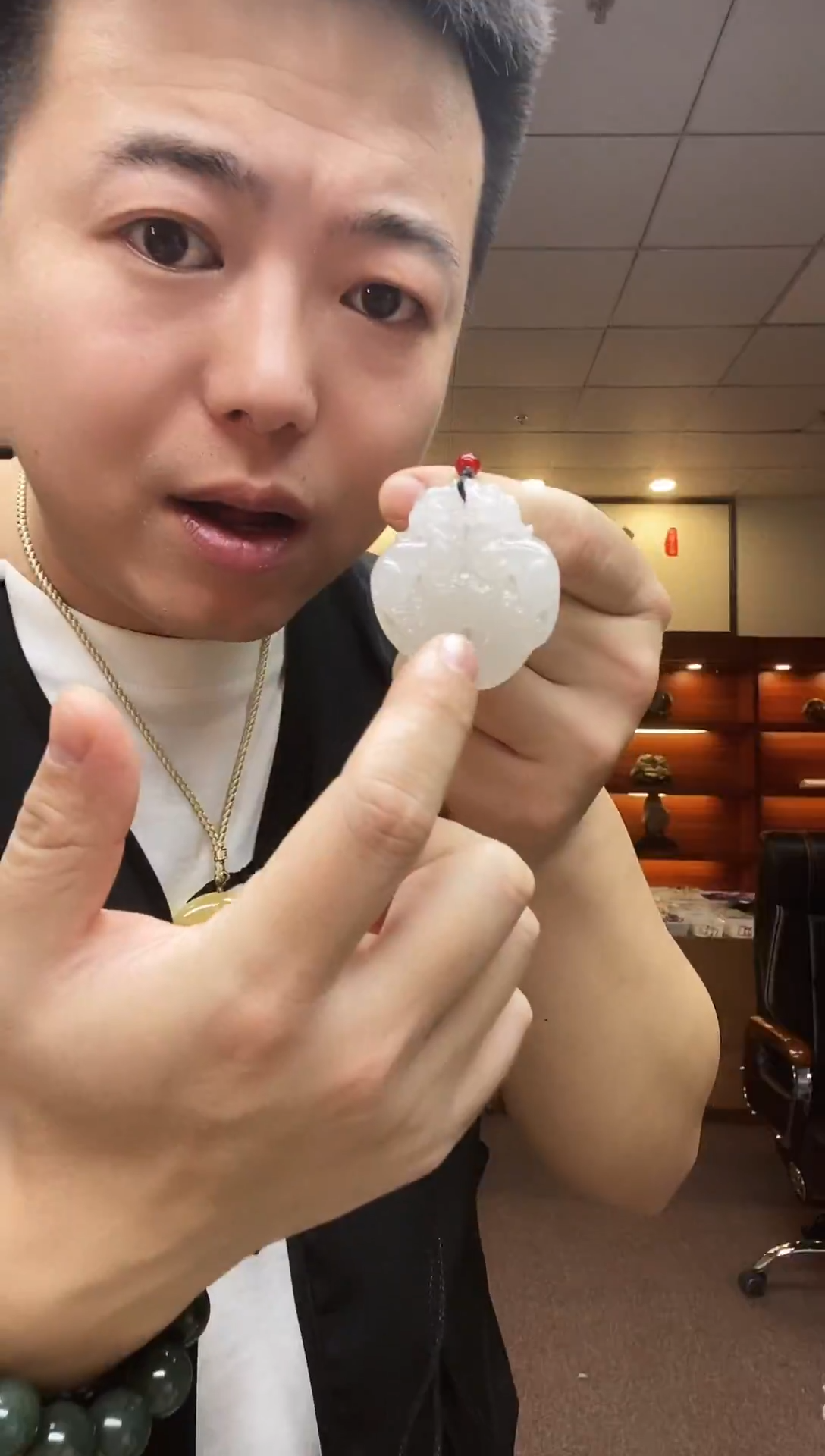 百搭气质貔貅吊坠