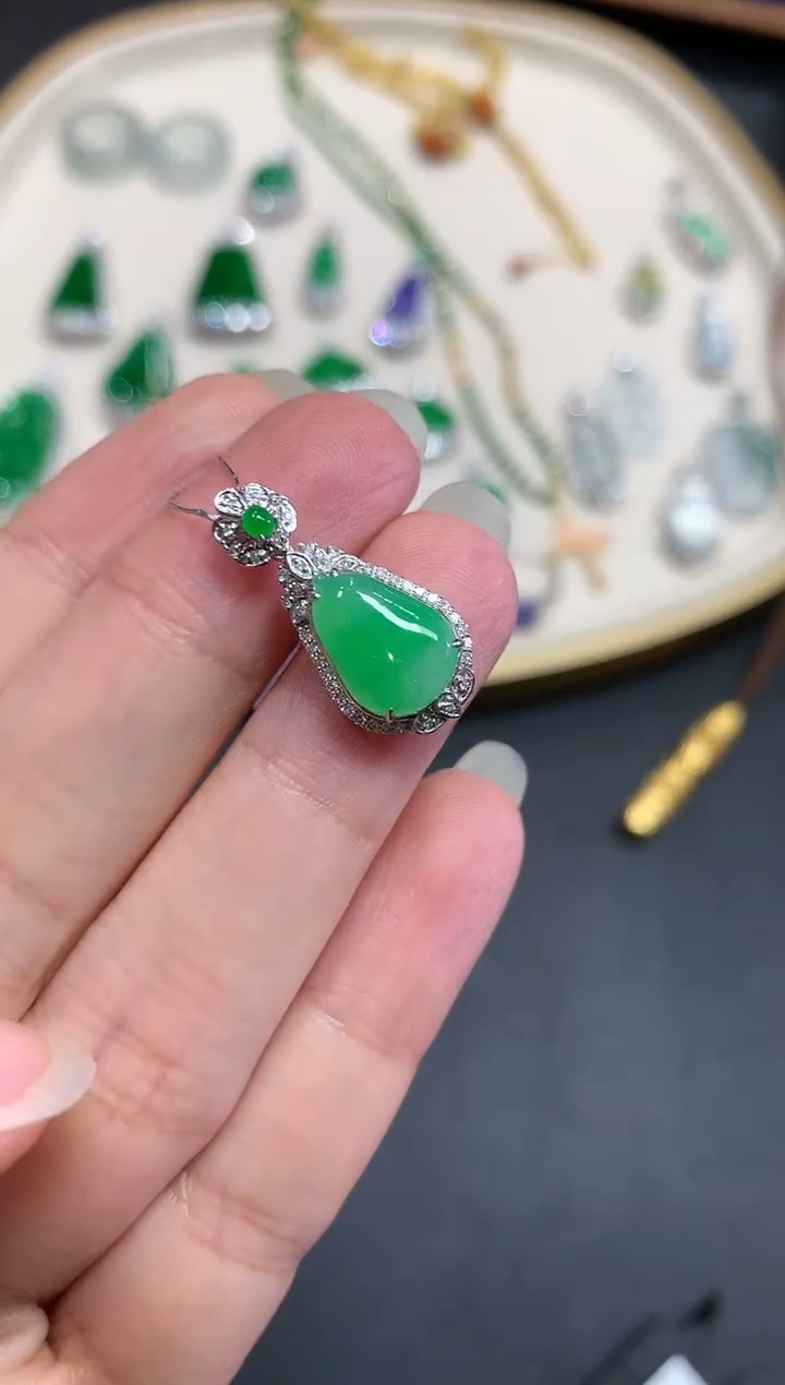 【闪购商品】翡翠戒指18K金镶嵌A326|3999