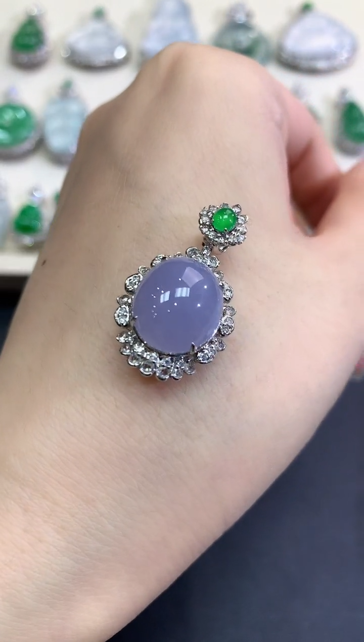 【闪购商品】翡翠18K金镶嵌颈饰B81 紫货有色差 