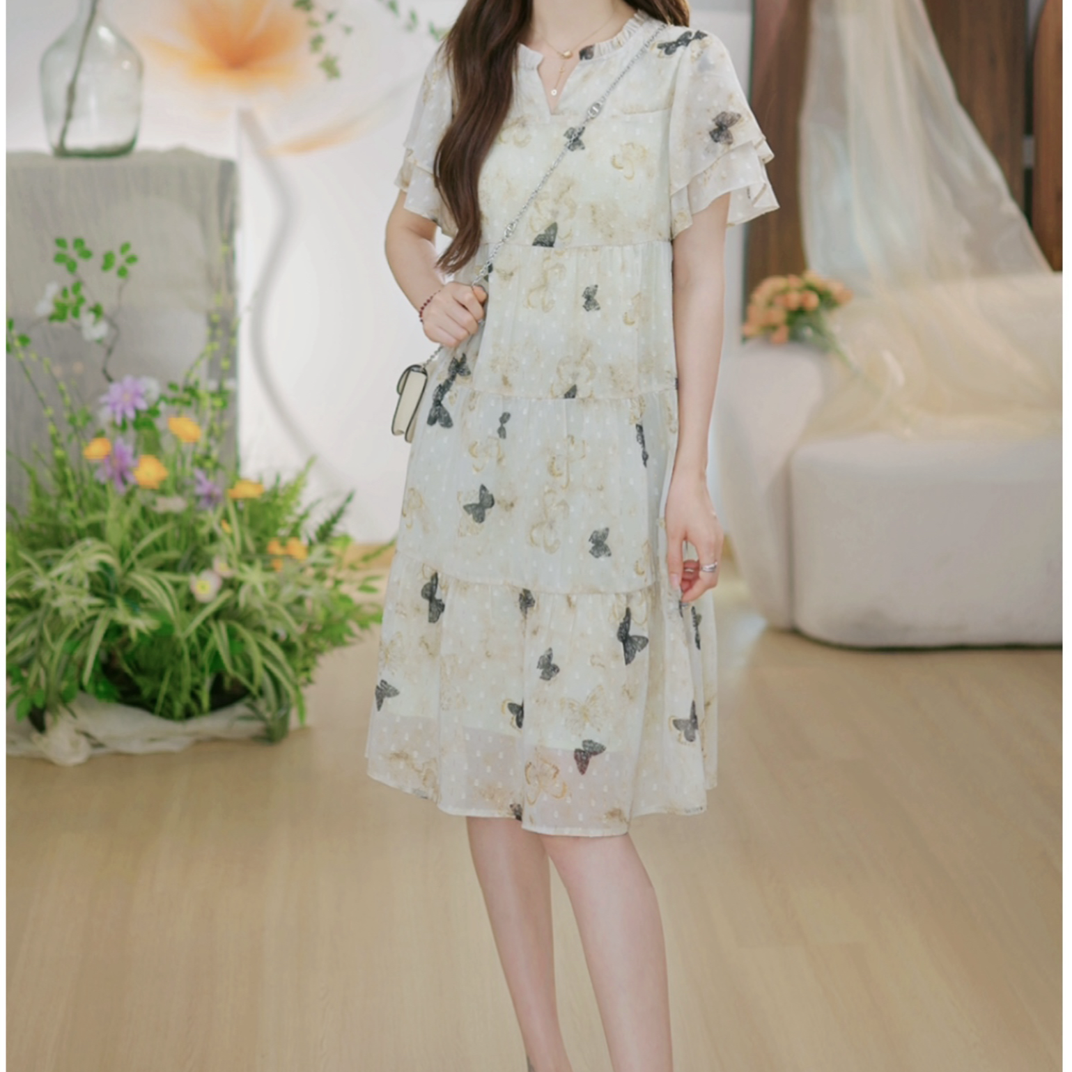 【2025X331Z】中长款蛋糕短袖连衣裙夏季时尚气质蝴蝶印花裙
