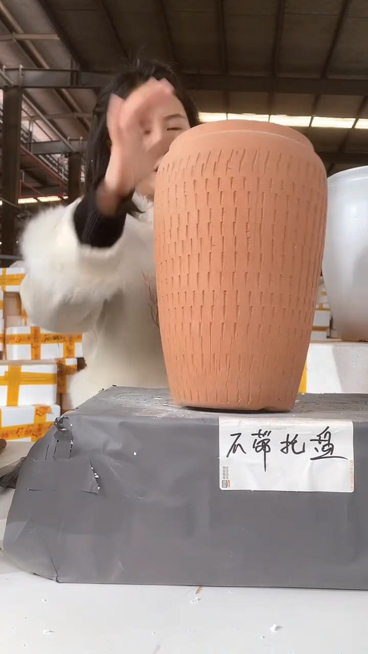 【闪购商品】红陶宜兴紫砂花盆17*32