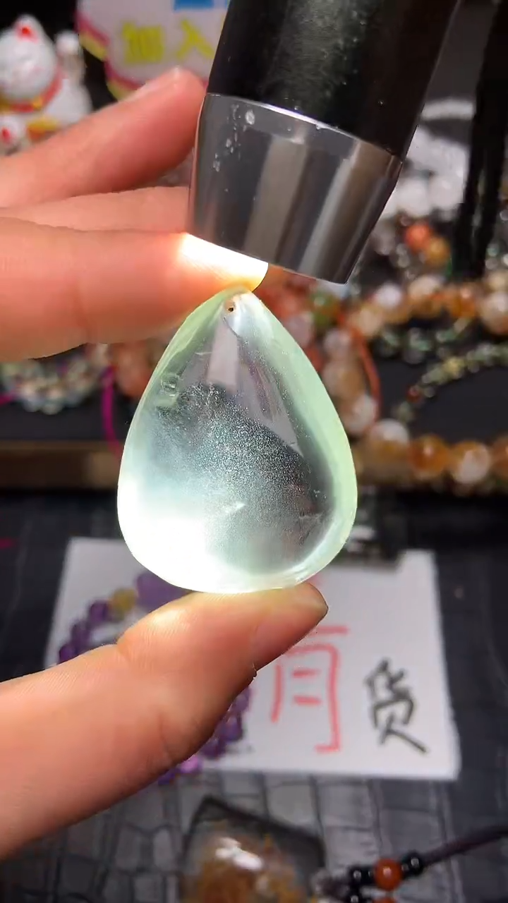 【闪购商品】水晶吊坠(赠链)未镶嵌33